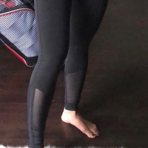 Lululemon high waisted yoga pants with mesh